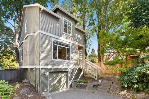 1126 24th Ave, Seattle, WA 98122