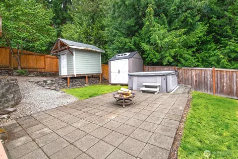Exterior - 16917 17th Ave SE, Bothell, WA 98012 photo 12 of 12