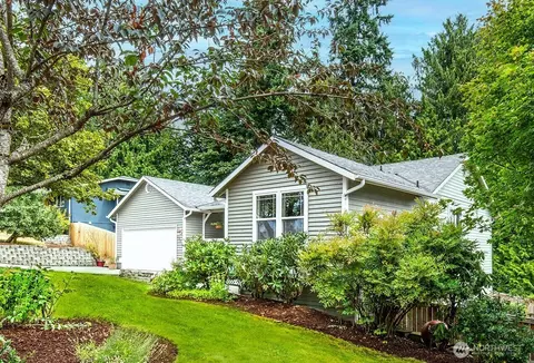 16917 17th Ave SE, Bothell, WA 98012