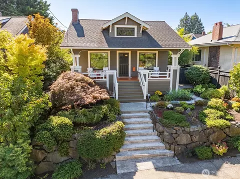 327 N 78th St, Seattle, WA 98103