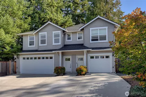 20029 S Danvers Rd, Lynnwood, WA 98036
