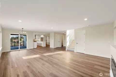 320 E 4th St, Union, WA 98592 photo 6
