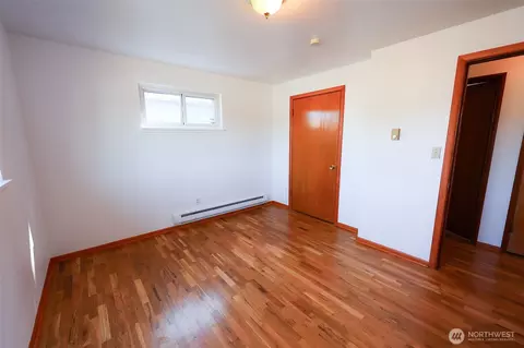 Bedroom - 908 Willow St, Sumner, WA 98390 photo 5 of 5