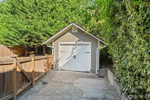 Other - 1912 26th Ave E, Seattle, WA 98112 photo 8 of 8