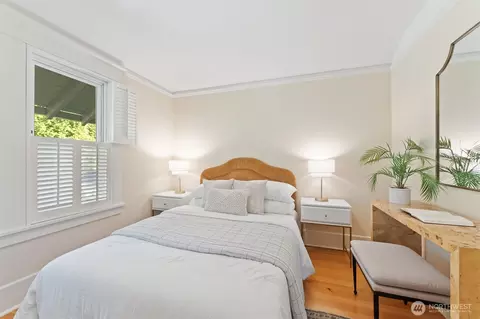 Bedroom - 1912 26th Ave E, Seattle, WA 98112 photo 3 of 4