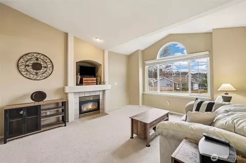Living - 8701 198th St E, Spanaway, WA 98387 photo 1 of 5