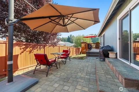 Exterior - 8701 198th St E, Spanaway, WA 98387 photo 2 of 11
