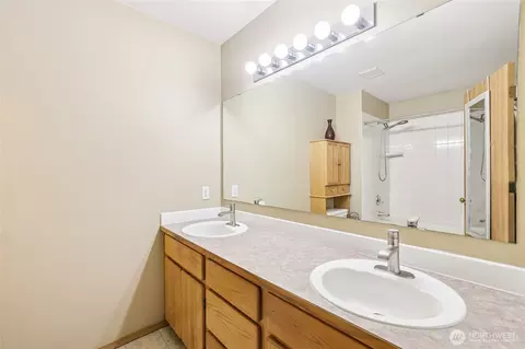Bath - 8701 198th St E, Spanaway, WA 98387 photo 1 of 3