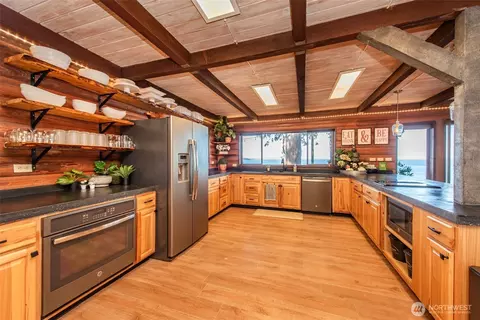 Kitchen - 412 Buck Loop Rd, Sequim, WA 98382 photo 2 of 4