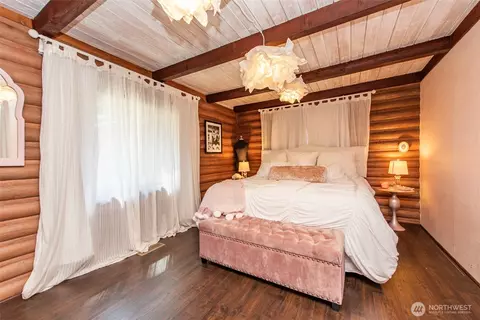 Bedroom - 412 Buck Loop Rd, Sequim, WA 98382 photo 4 of 4