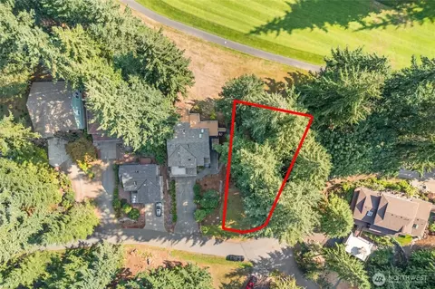 34 Fairway Ln, Bellingham, WA 98229