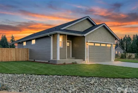 8 Hobble Creek St, Elma, WA 98541