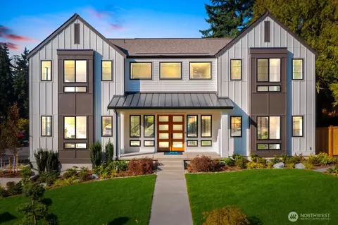 308 124th Pl NE, Bellevue, WA 98005