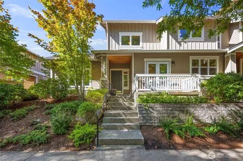 35324 SE Ridge St #A, Snoqualmie, WA 98065