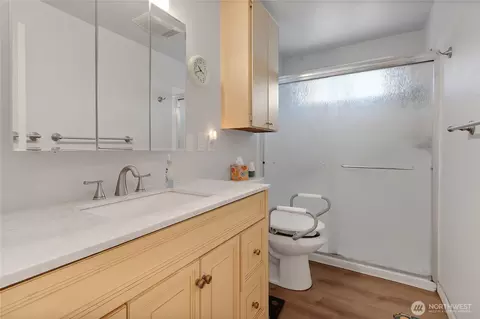 Bath - 17123 17th Ave E, Spanaway, WA 98387 photo 1 of 1