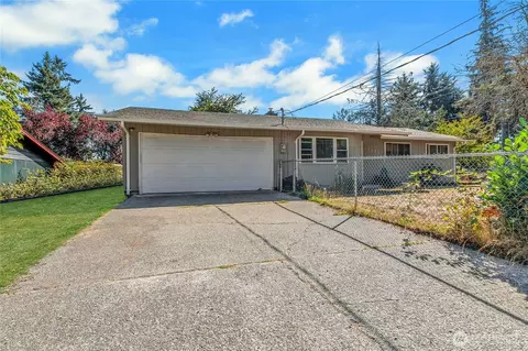 Exterior - 17123 17th Ave E, Spanaway, WA 98387 photo 6 of 6