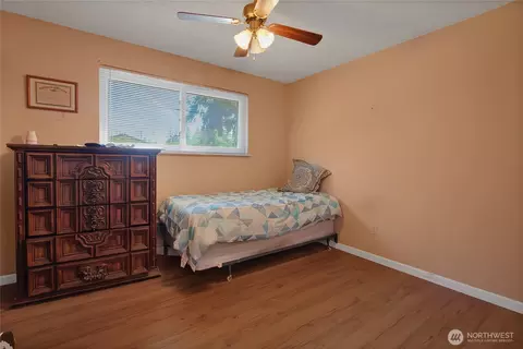 Bedroom - 17123 17th Ave E, Spanaway, WA 98387 photo 1 of 3