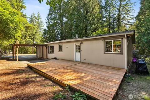 8243 Cedarwood St SE, Tenino, WA 98589