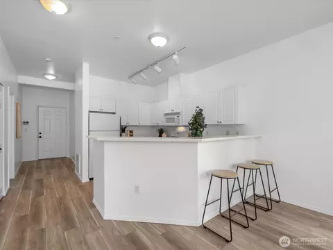 Kitchen - 17426 Bothell Way NE #A-407, Bothell, WA 98011 photo 3 of 4