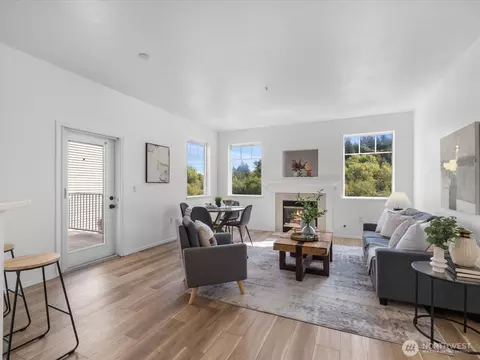 Living - 17426 Bothell Way NE #A-407, Bothell, WA 98011 photo 2 of 4