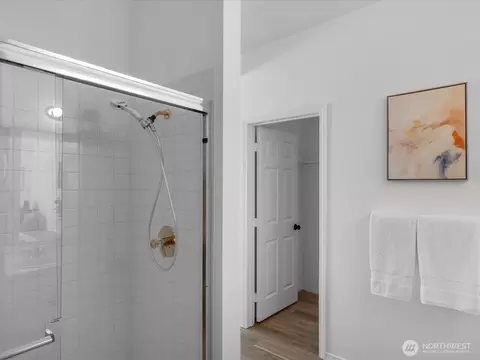 Bath - 17426 Bothell Way NE #A-407, Bothell, WA 98011 photo 2 of 3