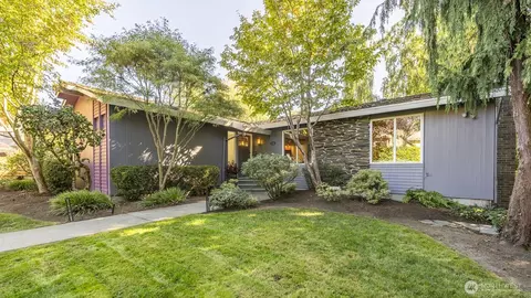 1514 9th Ave N, Edmonds, WA 98020