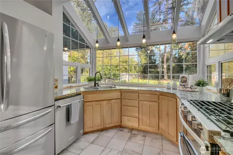 Kitchen - 6315 208th St E, Spanaway, WA 98387 photo 2 of 3