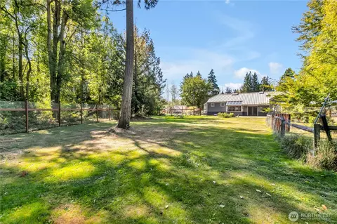 Exterior - 6315 208th St E, Spanaway, WA 98387 photo 7 of 10