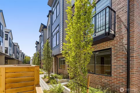8337 D 12th Ave NW, Seattle, WA 98117