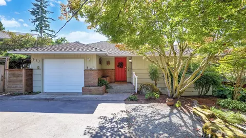 247 SW 191st St, Normandy Park, WA 98166