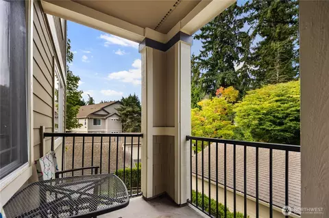 Exterior - 107 164th St SE #2-301, Bothell, WA 98012 photo 3 of 6
