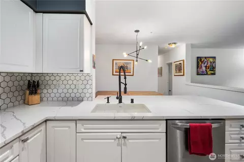 Kitchen - 107 164th St SE #2-301, Bothell, WA 98012 photo 1 of 5