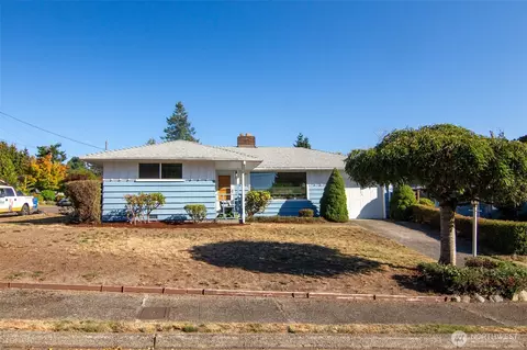 2508 SW Chicago Ct, Seattle, WA 98106