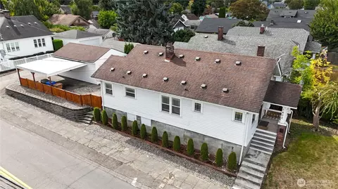 1402 S 56th St, Tacoma, WA 98408