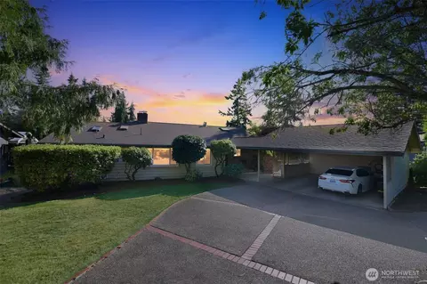 12455 SE 26th Pl, Bellevue, WA 98005