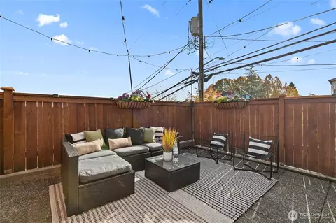 102 24th Ave E #A, Seattle, WA 98112 photo 27