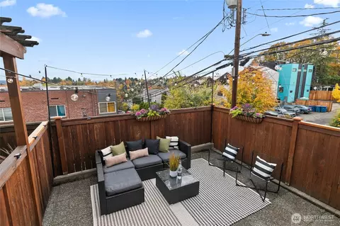 102 24th Ave E #A, Seattle, WA 98112 photo 25