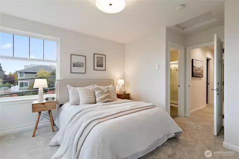 102 24th Ave E #A, Seattle, WA 98112 photo 16