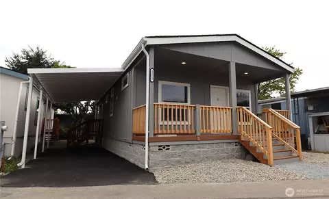 3213 S 182nd Pl #215, Seatac, WA 98188