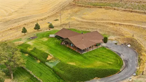 338 E Bramhall Rd, Dayton, WA 99328