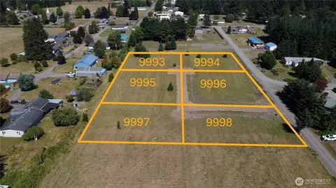 9995 Two Cousins Dr, Forks, WA 98331