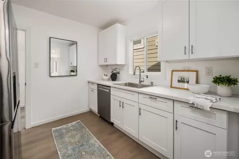 Kitchen - 3224 Lombard Ave, Everett, WA 98201 photo 4 of 5