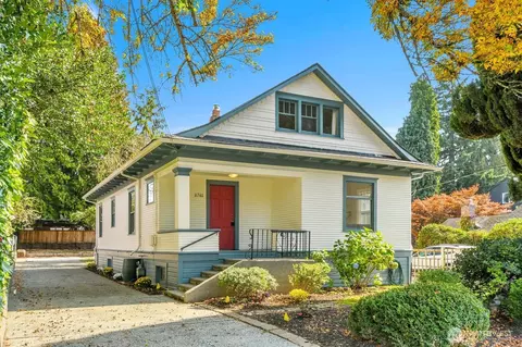 8740 14th Ave NW, Seattle, WA 98117