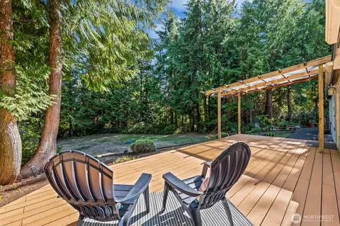 20 Redwood Ln, Sequim, WA 98382
