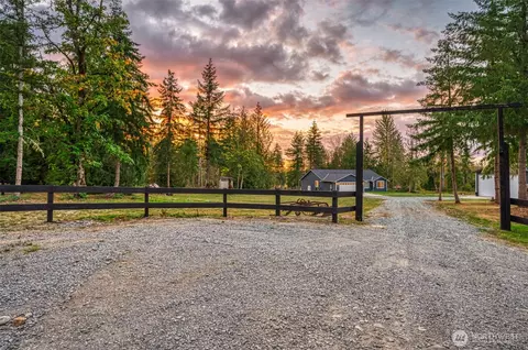 37816 99th Avenue Ct E, Eatonville, WA 98328