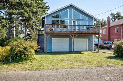 45 S Third St, Pacific Beach, WA 98571