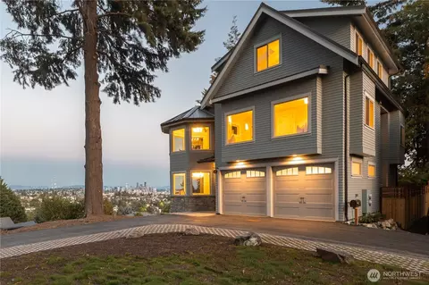 3947 W Barrett Ln, Seattle, WA 98199