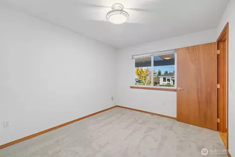 Bedroom - 270 Amethyst Dr, Sequim, WA 98382 photo 3 of 4