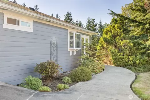 Exterior - 270 Amethyst Dr, Sequim, WA 98382 photo 5 of 9