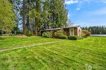 13828 Lake Kathleen Dr SE, Renton, WA 98059